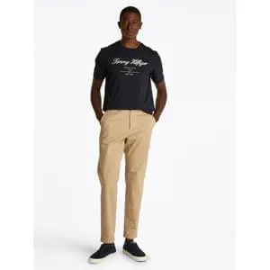 Tommy Hilfiger Relaxed Harlem Chinos